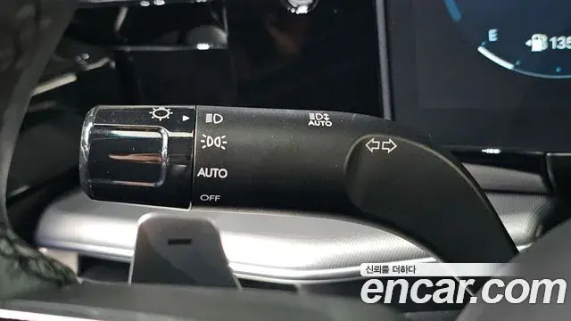 Hyundai Grandeur 2023 — Photo 16/20