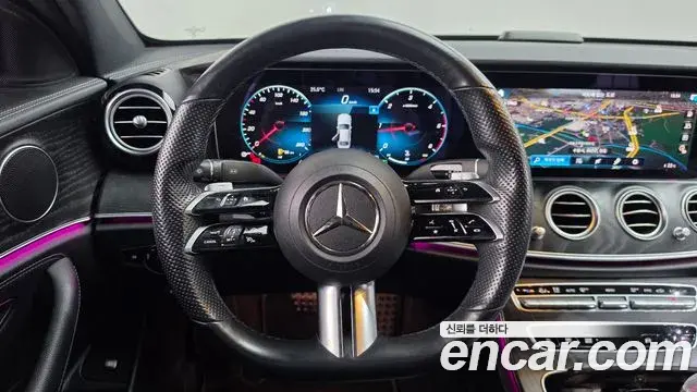 Mercedes-Benz E-Class 2021 — Фото 14/20