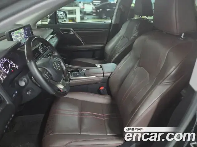 Lexus RX450h 2022 — Şəkil 8/20