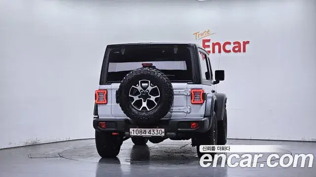Jeep Wrangler 2020 — Фото 4/20
