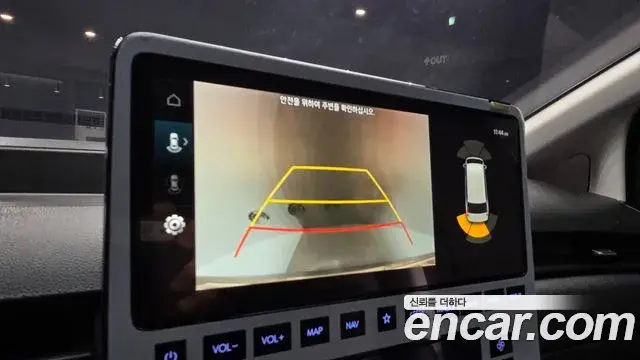 Hyundai Staria 2024 — Фото 15/20