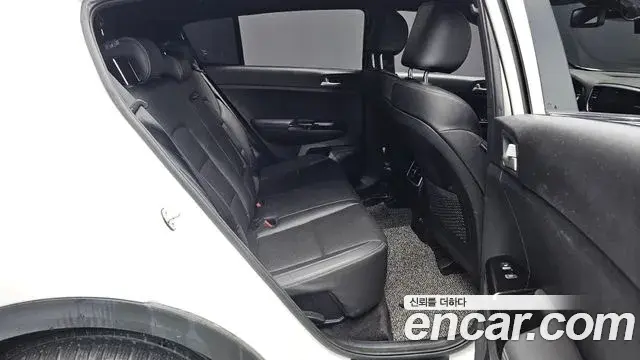 Kia Sportage The Bold 2021 — Фото 11/20