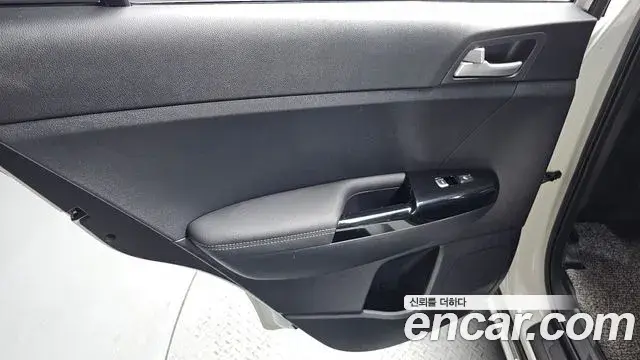 Kia Sportage The Bold 2021 — Şəkil 19/35