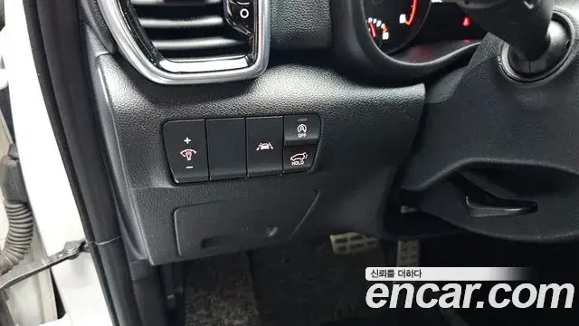 Kia Sportage The Bold 2021 — Şəkil 26/35
