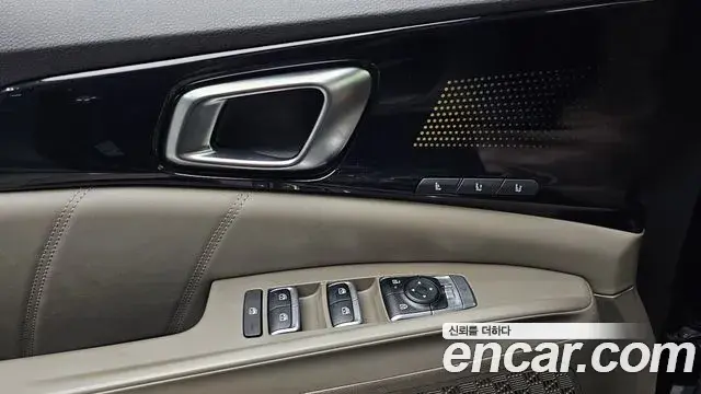 Kia Carnival 2024 — Photo 19/32