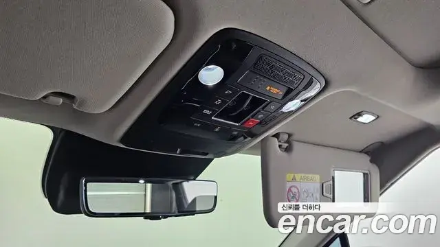 Kia Carnival 2024 — Photo 9/32