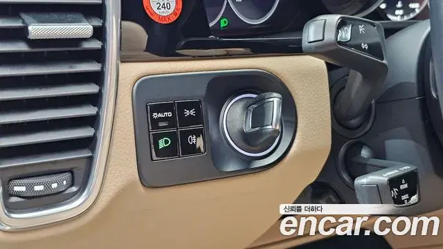 Porsche Cayenne 2020 — Фото 15/20