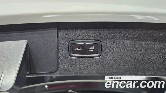 Porsche Cayenne 2020 — Фото 20/20