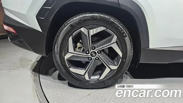 Hyundai The New Tucson 2023 — Фото 5/20