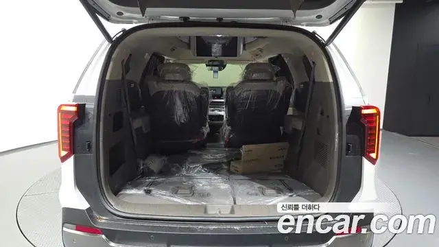 Kia Carnival 2026 — ფოტო 2/32