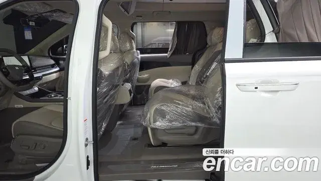 Kia Carnival 2026 — ფოტო 17/32