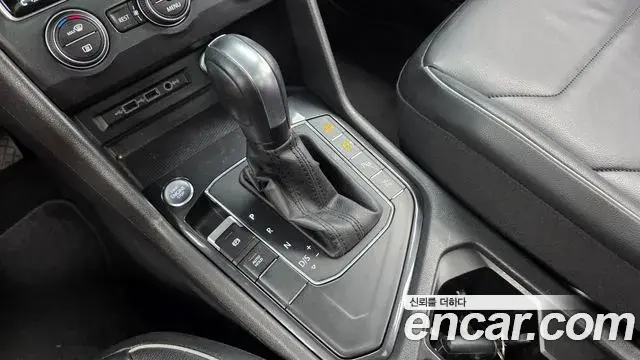 Volkswagen Tiguan Allspace 2020 — ფოტო 15/20