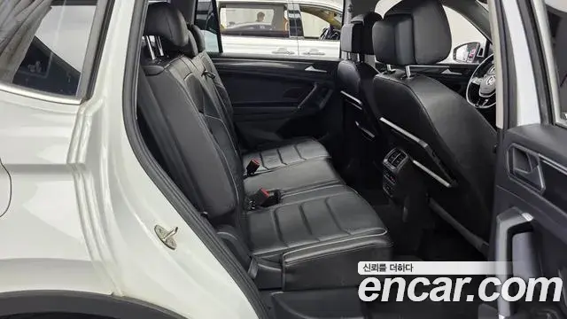 Volkswagen Tiguan Allspace 2020 — ფოტო 11/20