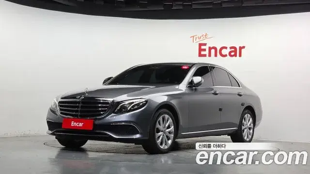 Mercedes-Benz E-Class 2018 — Фото 20/20