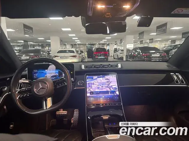 Mercedes-Benz S-Class 2025 — Фото 9/18