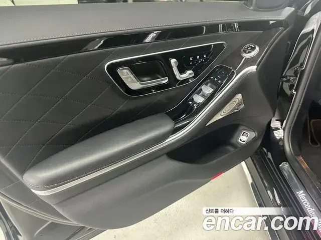 Mercedes-Benz S-Class 2025 — Фото 14/18