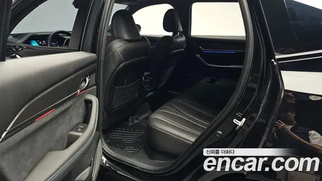 Renault Samsung Grand Koleos 2025 — Photo 8/36