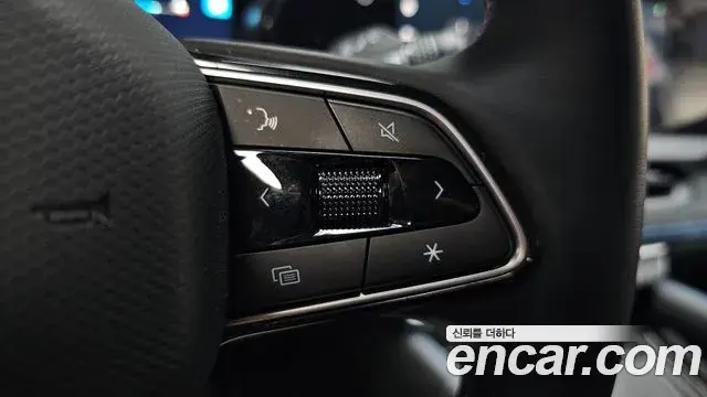 Renault Samsung Grand Koleos 2025 — Photo 15/36