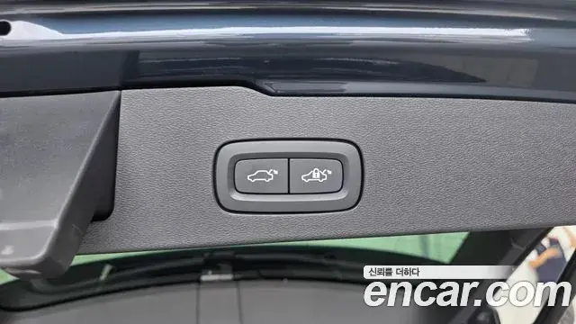 Volvo V60 Cross Country 2022 — ფოტო 20/34