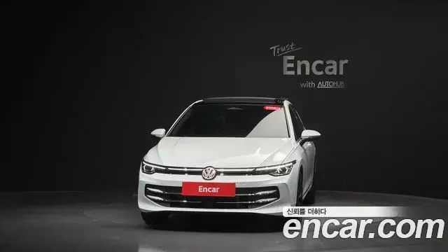 Volkswagen Golf 2026 — Şəkil 8/32