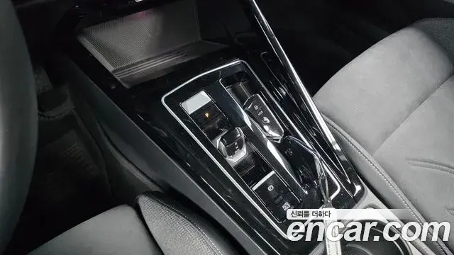 Volkswagen Golf 2026 — Şəkil 10/32