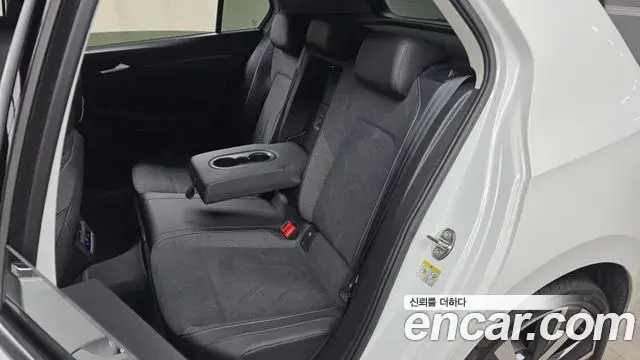 Volkswagen Golf 2026 — Şəkil 3/32