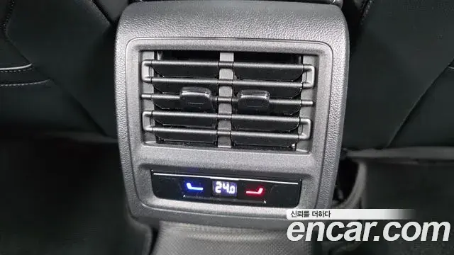 Volkswagen Golf 2026 — Şəkil 13/32