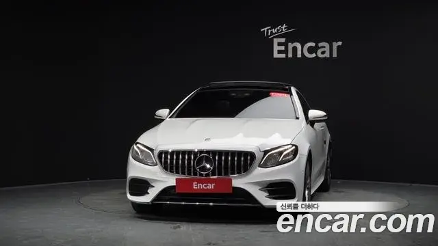 Mercedes-Benz E-Class 2019 — Фото 3/20