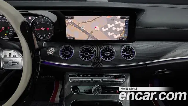 Mercedes-Benz E-Class 2019 — Фото 15/20