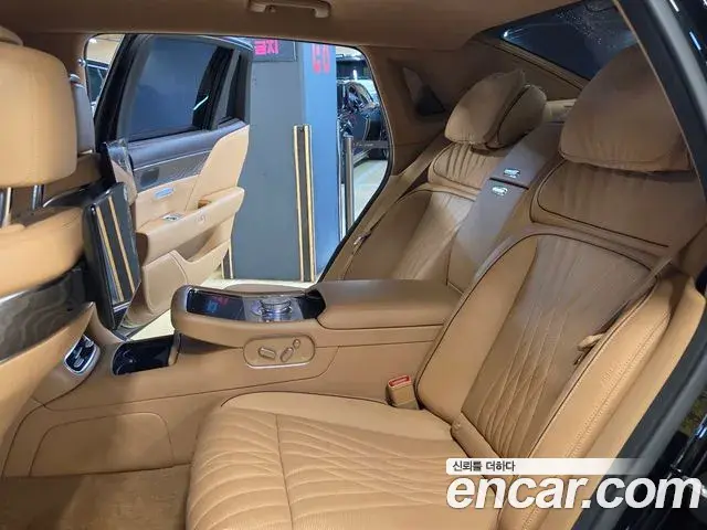 Genesis G90 2022 — Фото 11/16