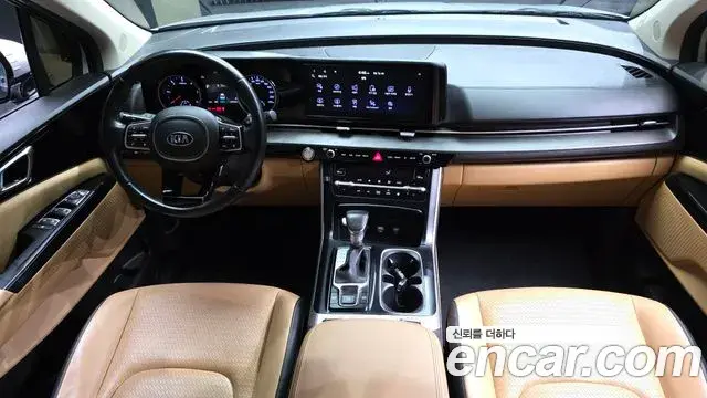 Kia Carnival 2021 — Photo 6/20