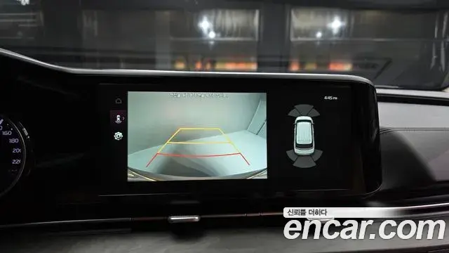 Kia Carnival 2021 — Photo 15/20