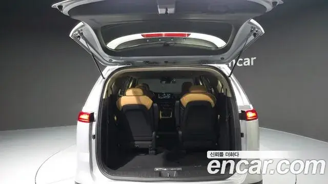 Kia Carnival 2021 — Photo 20/20