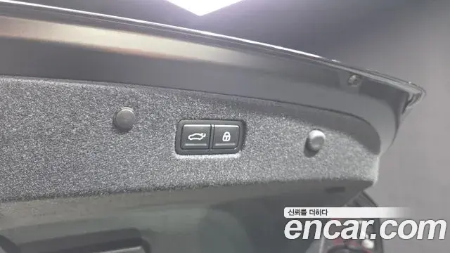Kia K8 2025 — Şəkil 33/36