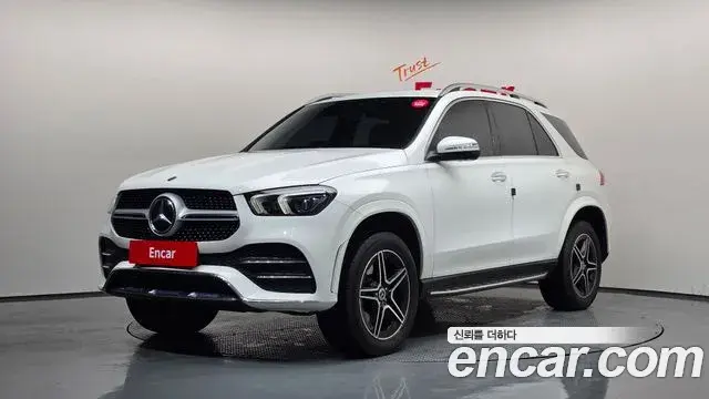 Mercedes-Benz GLE-Class 2019 — Фото 20/20