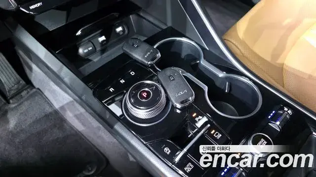 Kia K5 2021 — Фото 17/20