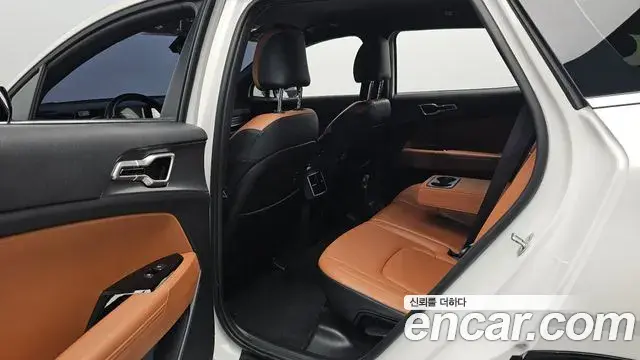 Kia Sportage 2022 — Фото 12/20