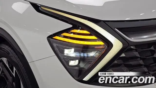 Kia Sportage 2022 — Şəkil 19/33