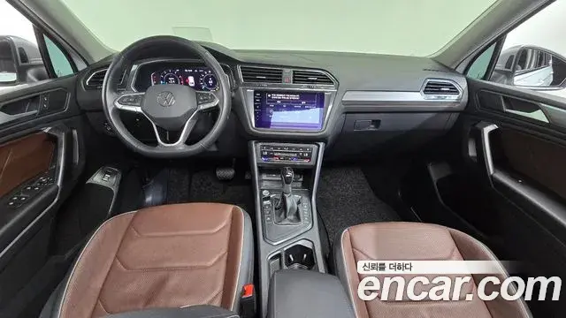 Volkswagen Tiguan Allspace 2022 — Photo 15/20