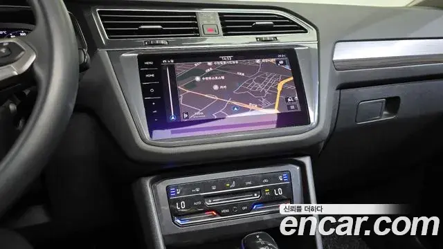 Volkswagen Tiguan Allspace 2022 — Photo 12/20