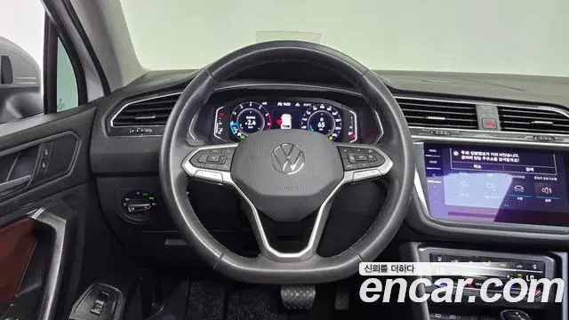 Volkswagen Tiguan Allspace 2022 — Photo 14/20