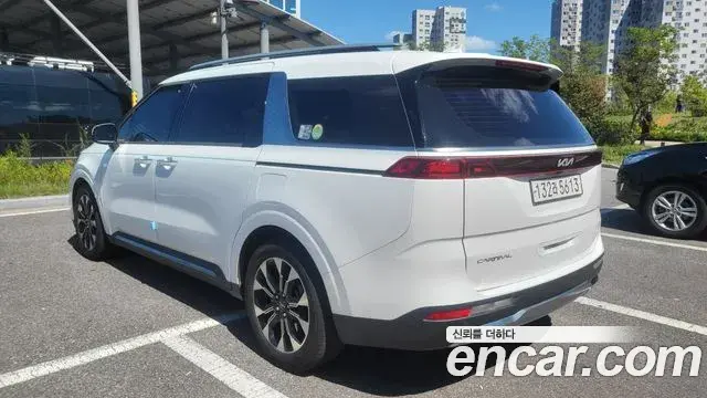 Kia Carnival 2023 — Photo 3/20
