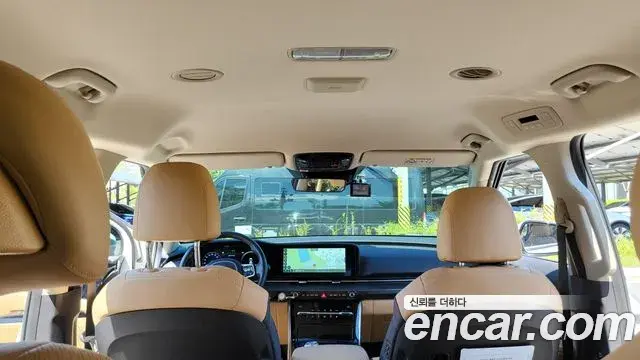 Kia Carnival 2023 — Photo 11/20