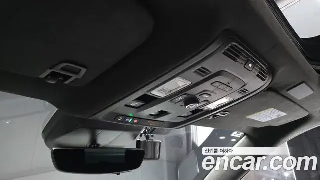 Cadillac Escalade 2022 — ფოტო 1/36