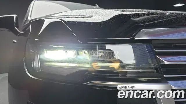 Cadillac Escalade 2022 — ფოტო 9/36