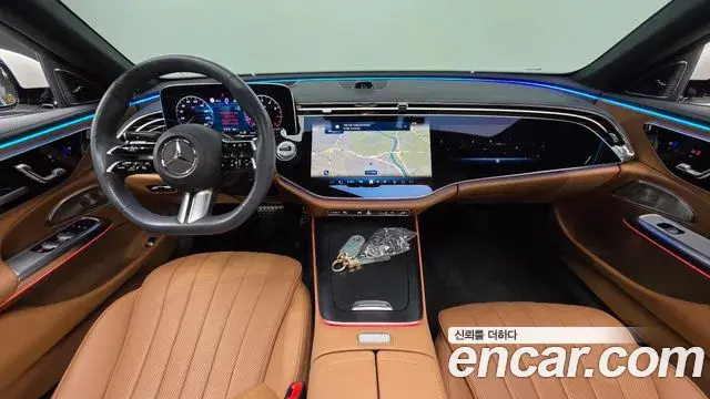 Mercedes-Benz E-Class 2024 — Photo 6/20