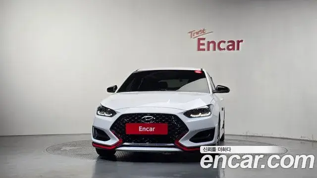 Hyundai Veloster 2022 — Фото 3/20