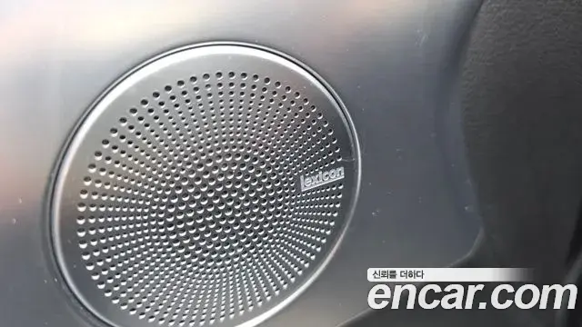 Genesis G70 2018 — Şəkil 33/34