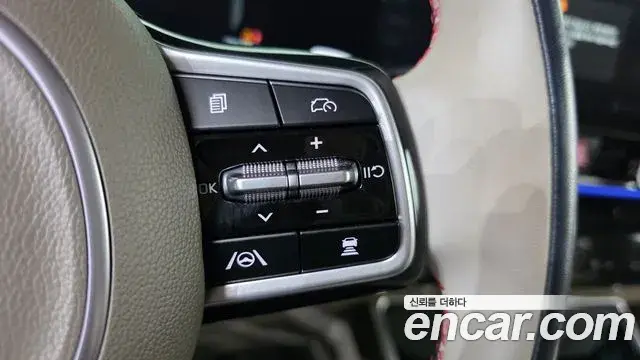 Kia Carnival 2024 — Photo 17/20