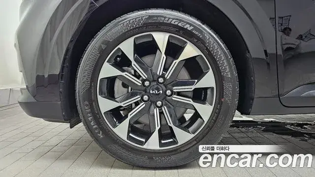 Kia Carnival 2022 — Photo 5/20